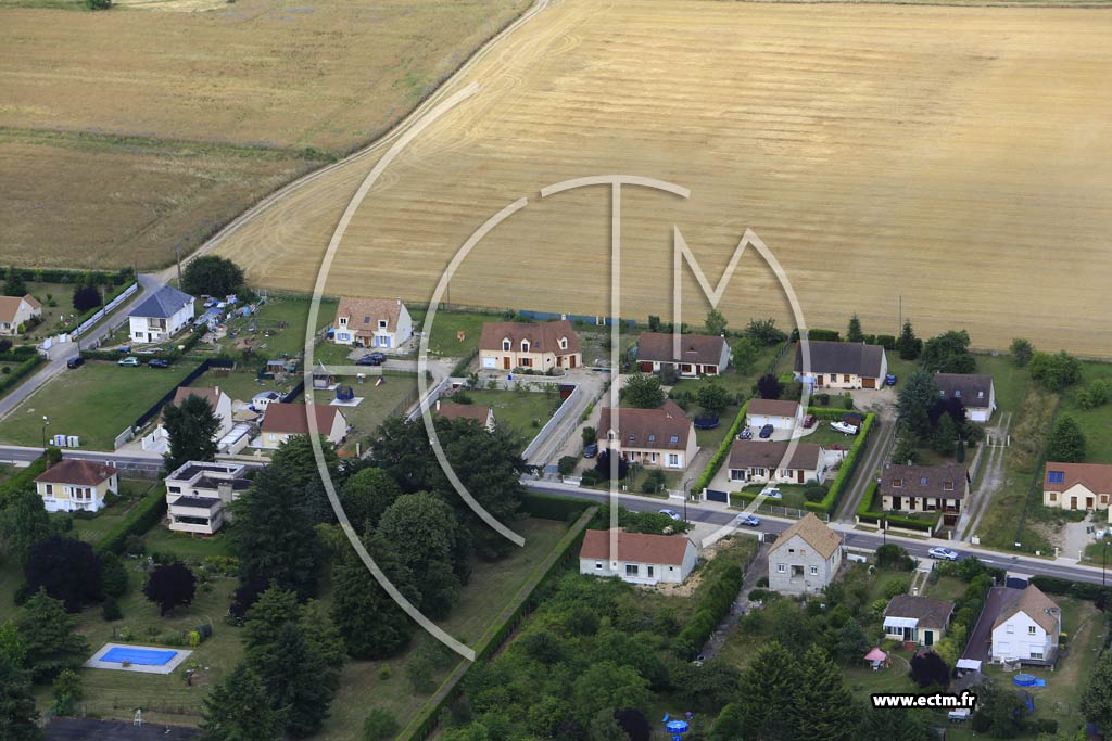 Photo arienne de Limetz-Villez (la Porte aux Chevaux)