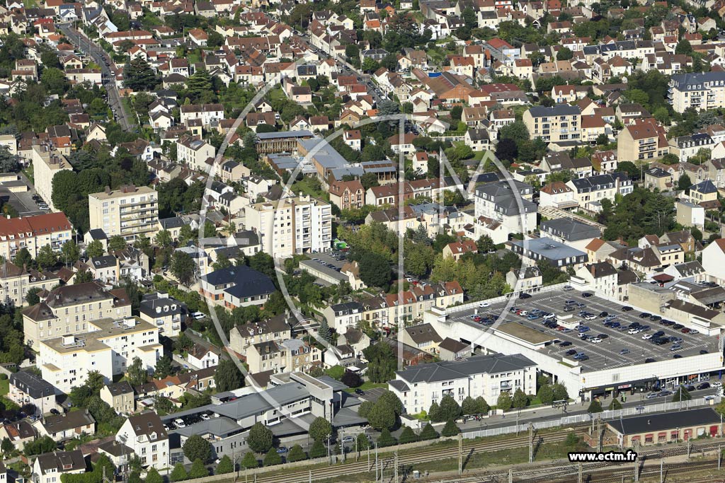 Photo arienne de Mantes-la-Jolie