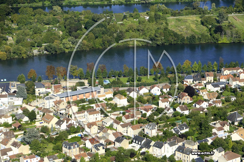 Photo arienne de Mantes-la-Jolie (les Cordeliers - les Martraits)