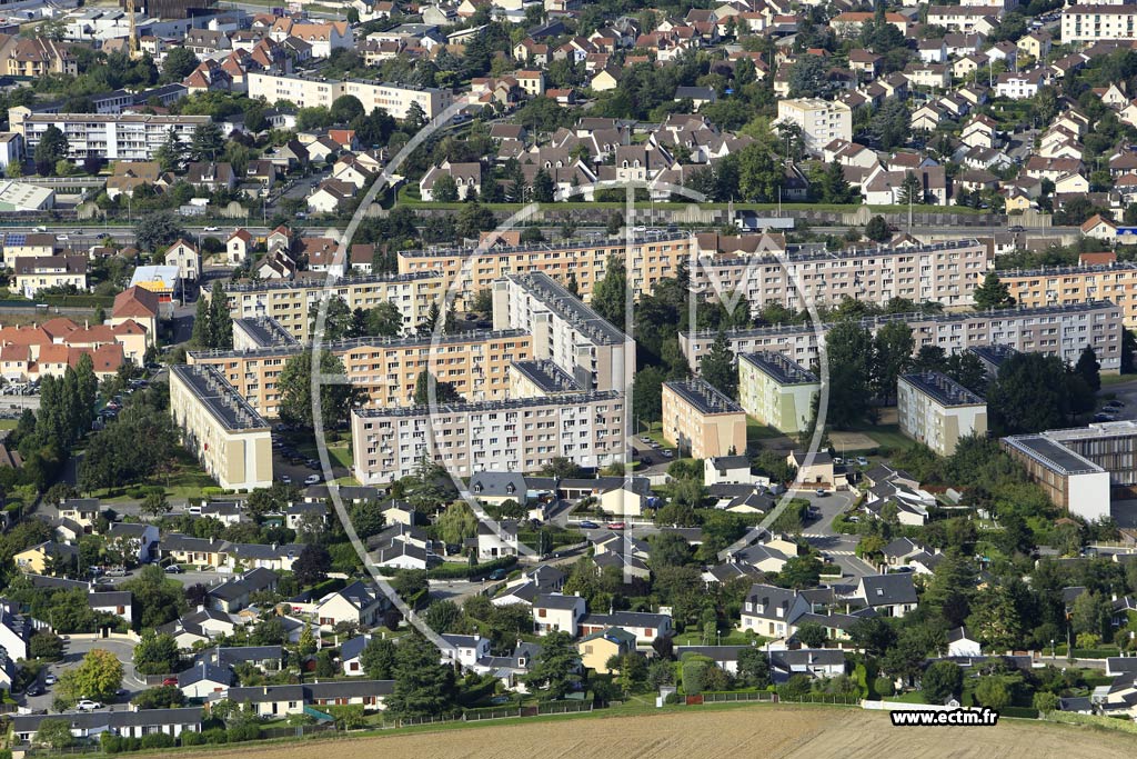 Photo arienne de Mantes-la-Ville (les Btes)