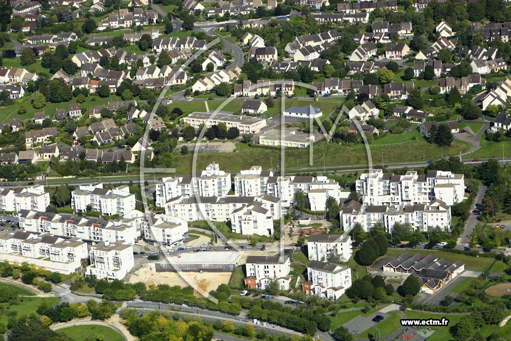Photo arienne de Mantes-la-Ville (Quartier de l'Avenue du Vexin)