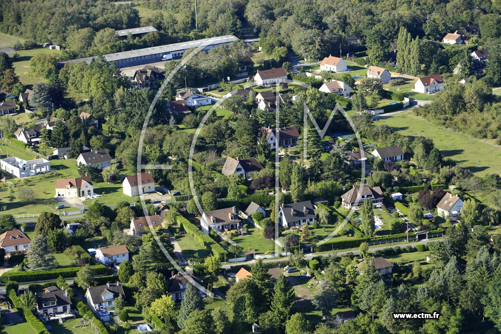 Photo arienne de Mousseaux-sur-Seine (Quartier Les Bretons)