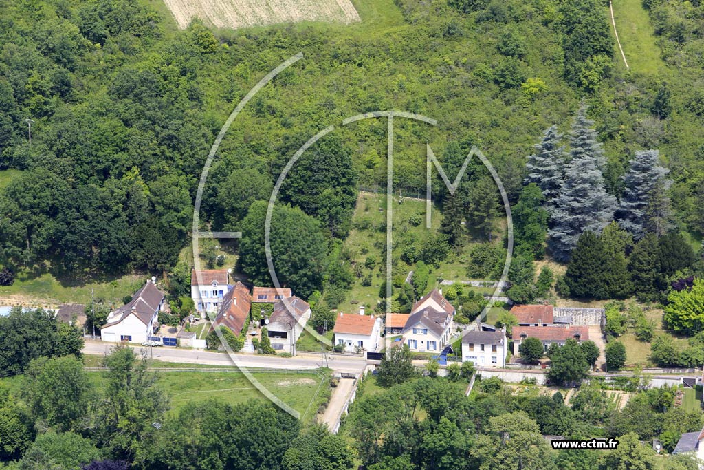 Photo arienne de Perdreauville (Apremont)