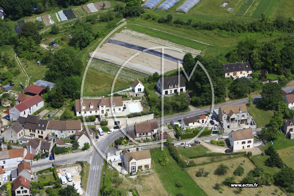 Photo arienne de Vienne-en-Arthies (les Millonnets)