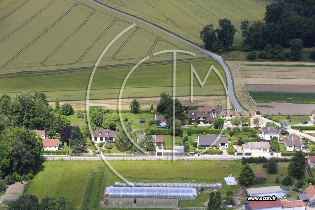 Photo arienne de Villiers-le-Mahieu (Boulaincourt)