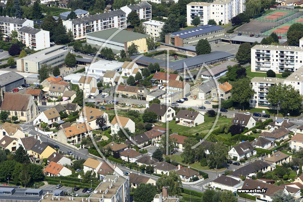 Photo arienne de Bois d'Arcy (la Tremblaye)