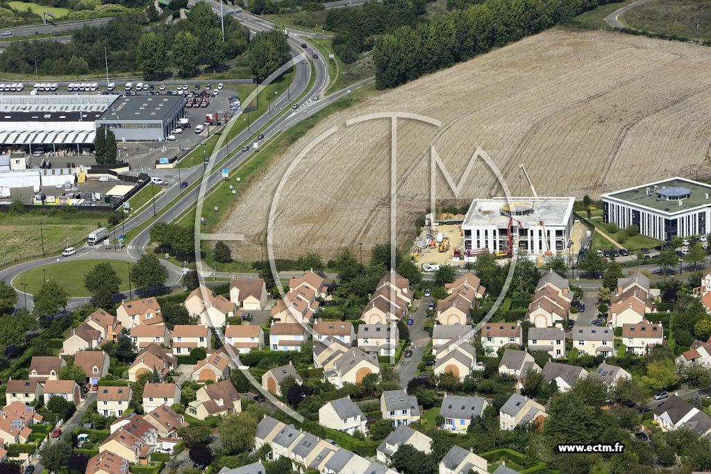 Photo arienne de lancourt (la Clef de Saint-Pierre)
