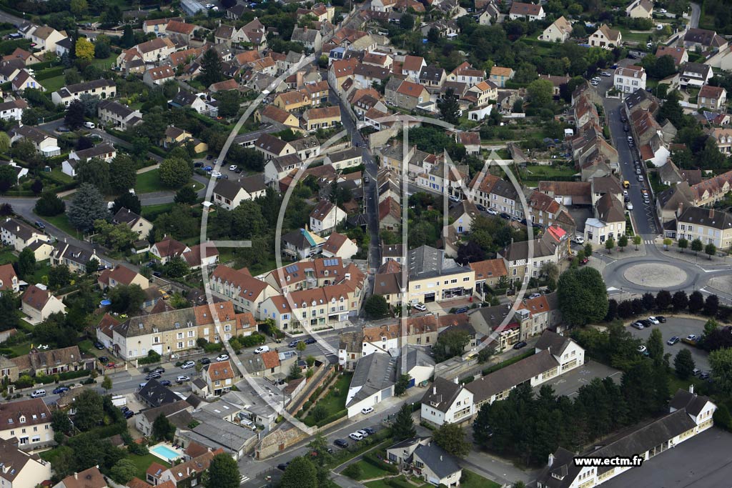 Photo arienne de Jouars-Pontchartrain (le Pr des Fontaines)