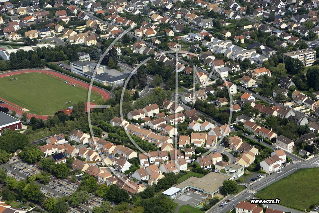 Photo arienne de Les Clayes-sous-Bois (la Broderie)