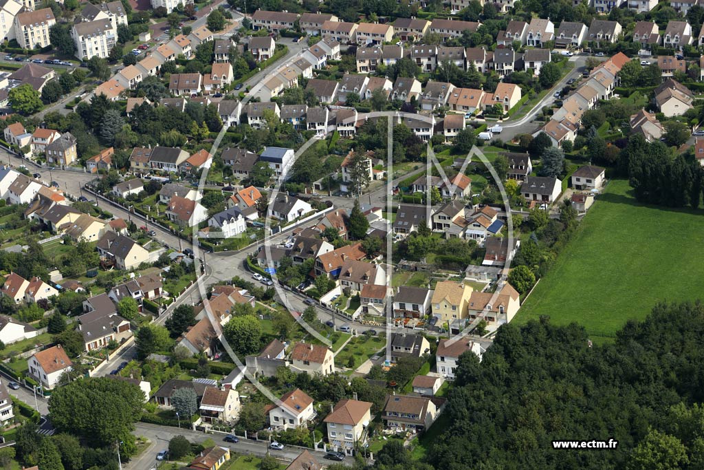 Photo arienne de Les Clayes-sous-Bois (le Val Joyeux)