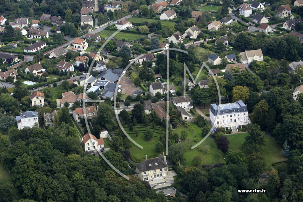 Photo arienne de Neauphle-le-Chteau (la Gouttire)