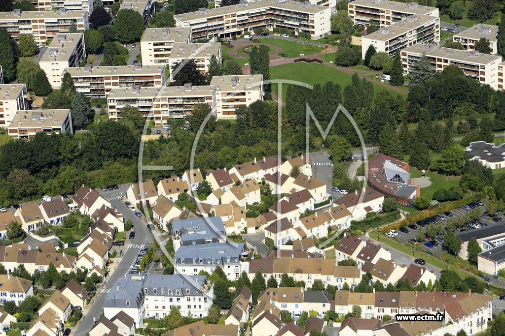 Photo arienne de Noisy-le-Roi (le Cornouiller)