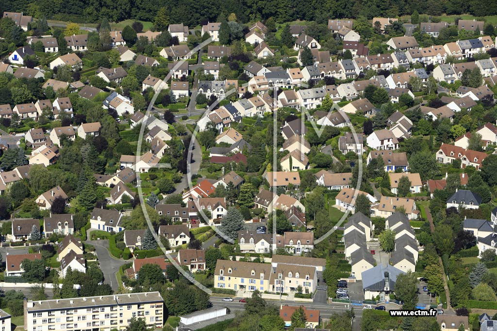 Photo arienne de Noisy-le-Roi (le Paradis)
