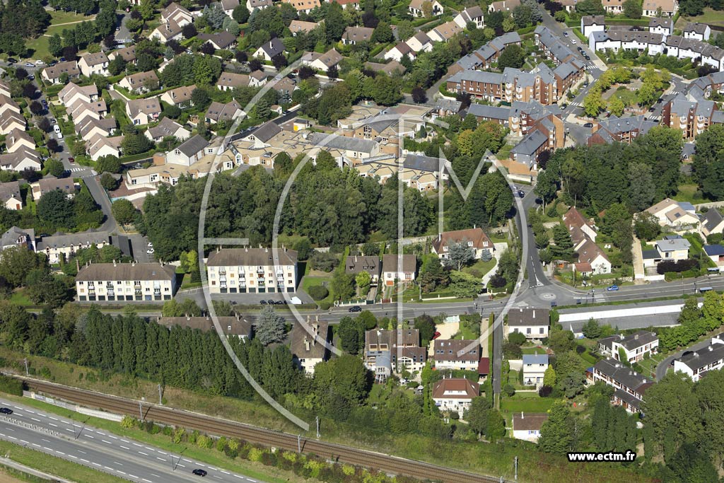 Photo arienne de Noisy-le-Roi (le Parc)