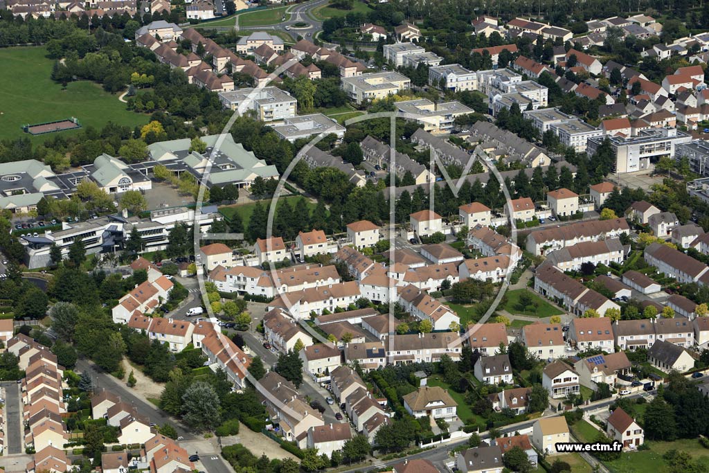 Photo arienne de Plaisir (la Brtechelle)