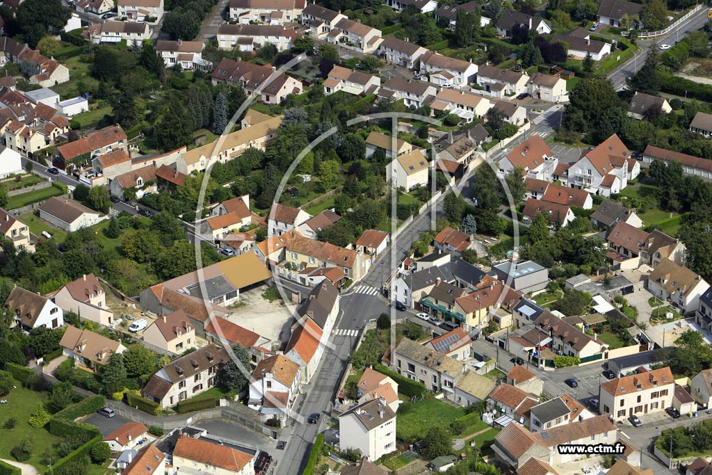 Photo arienne de Plaisir (les Gtines)