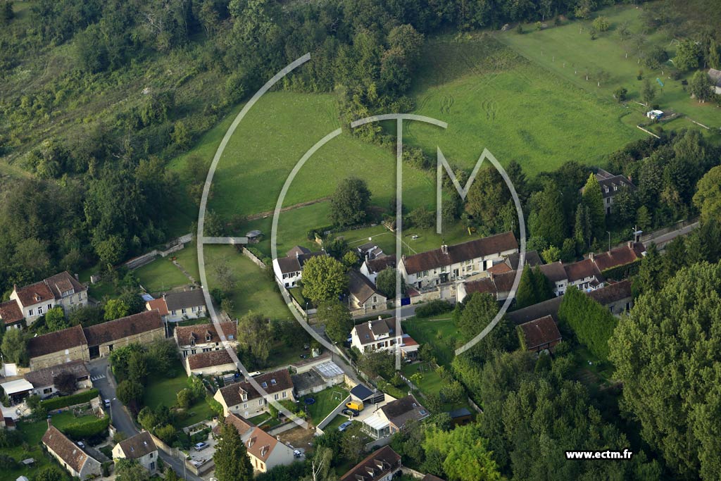 Photo arienne de Bailleval (Bthencourt)