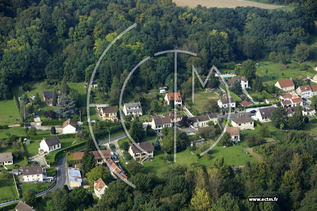 Photo arienne de Breuil-le-Vert (Lierval)