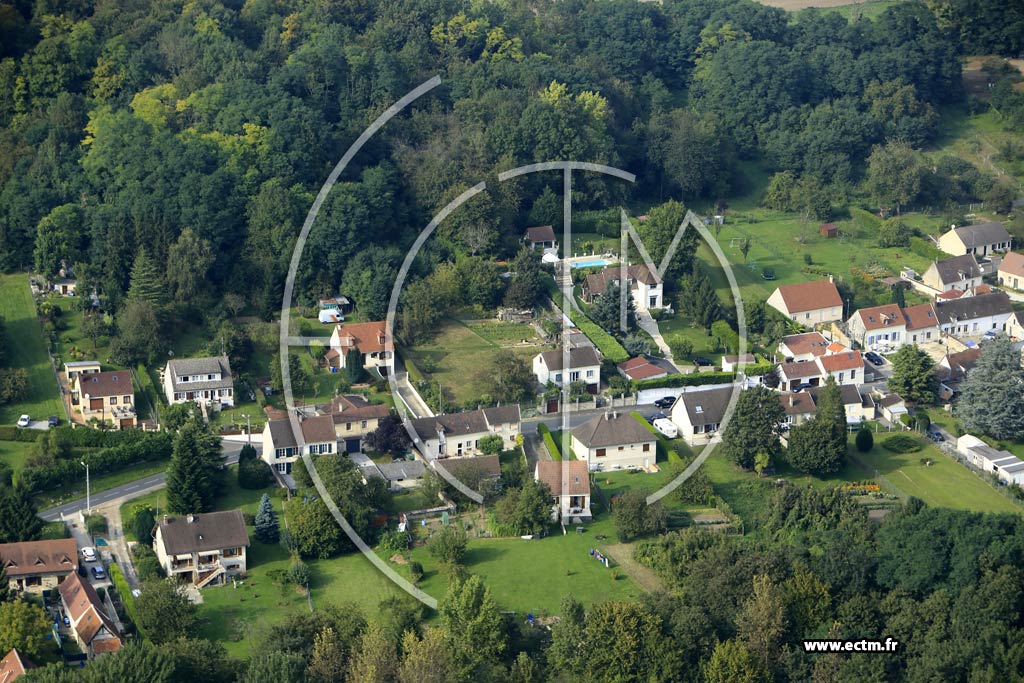 Photo arienne de Breuil-le-Vert (Lierval)