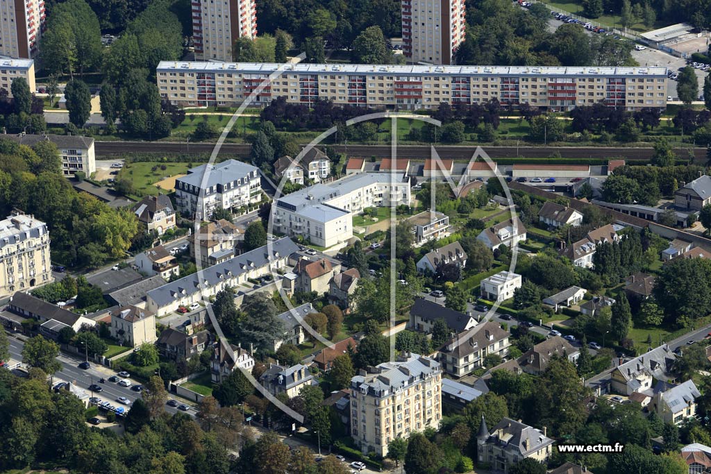 Photo arienne de Chantilly (le Bois Saint-Denis)