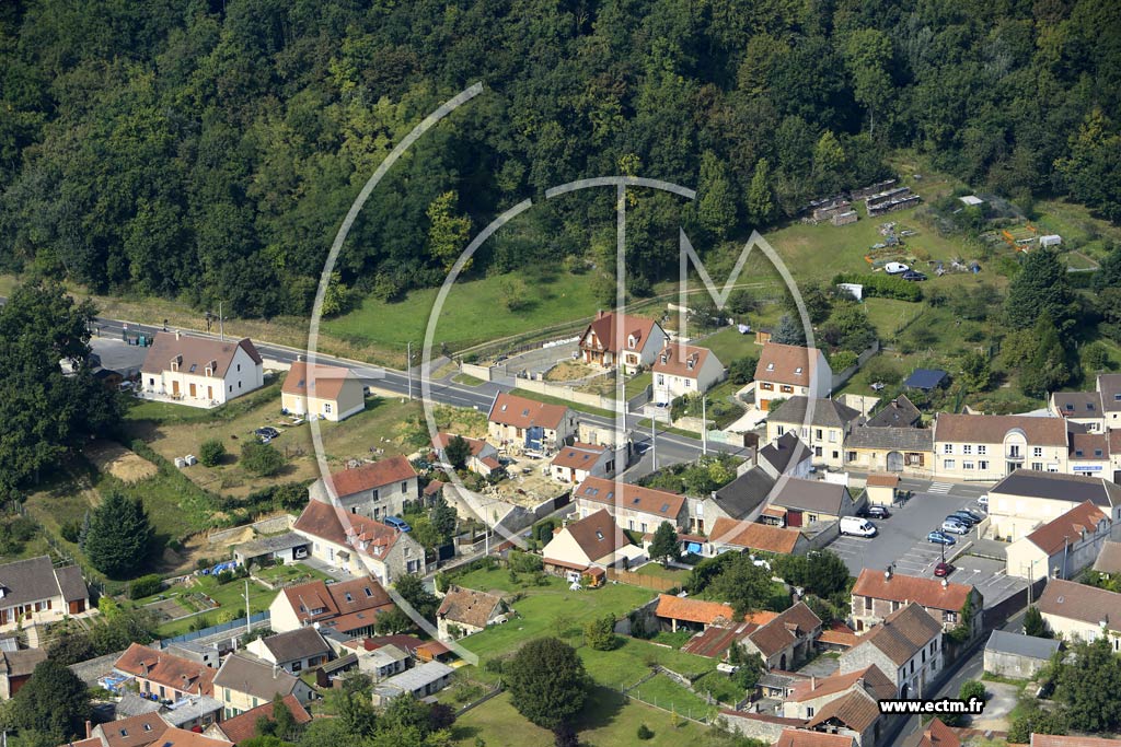 Photo arienne de Cinqueux (Catiau)