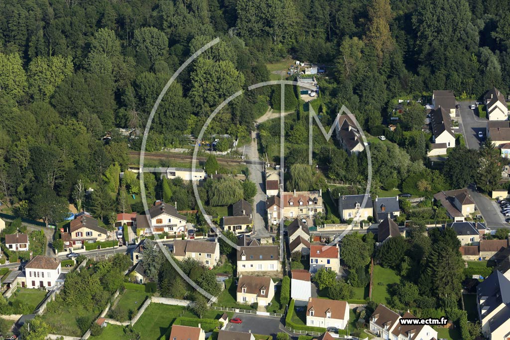 Photo arienne de Cires-ls-Mello (les Hautes Carrires)