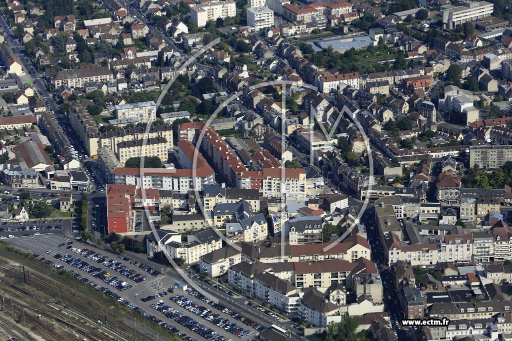 Photo arienne de Creil (Gare)