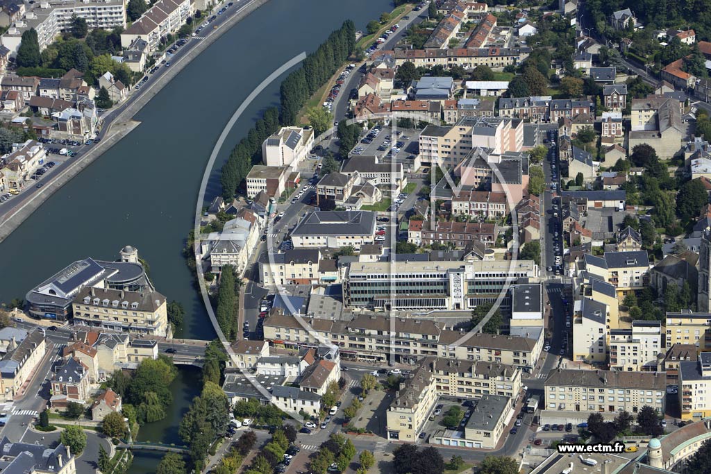 Photo arienne de Creil (Rive Gauche)