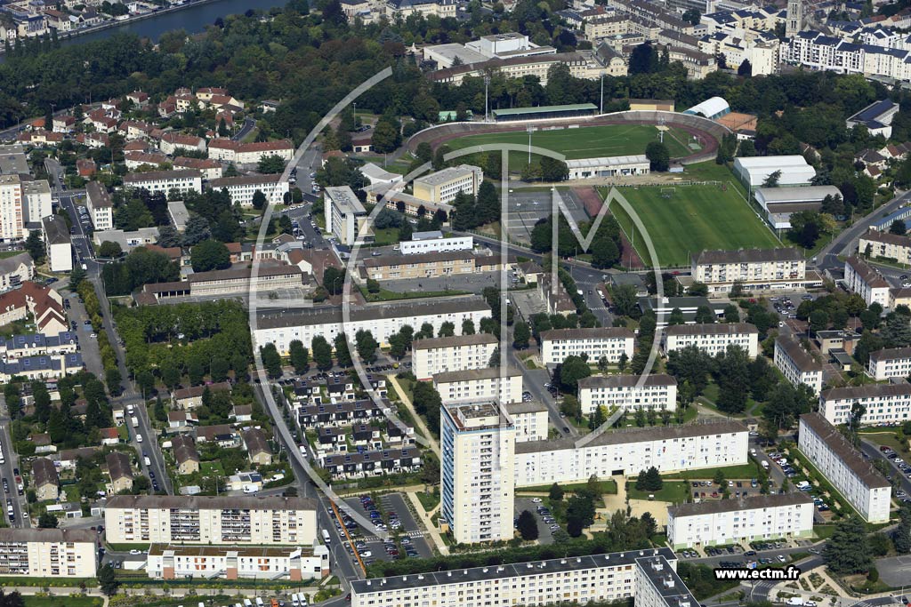 Photo arienne de Creil (Rouher)
