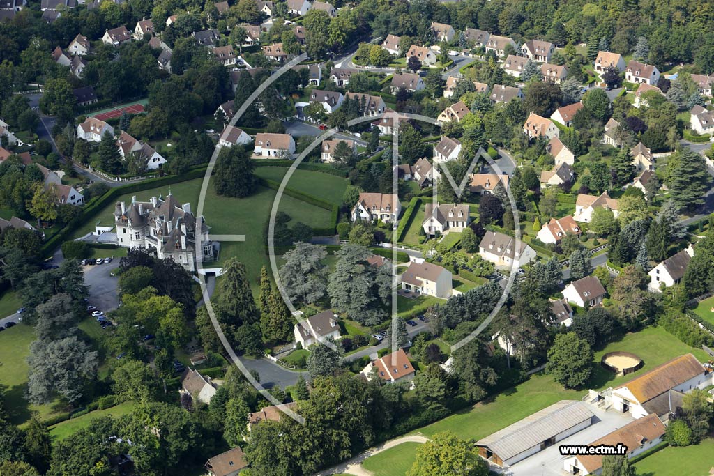 Photo arienne de Gouvieux (le Parc du Manoir)