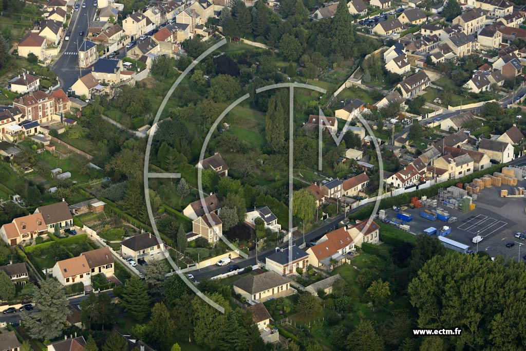 Photo arienne de Liancourt (la Garenne)