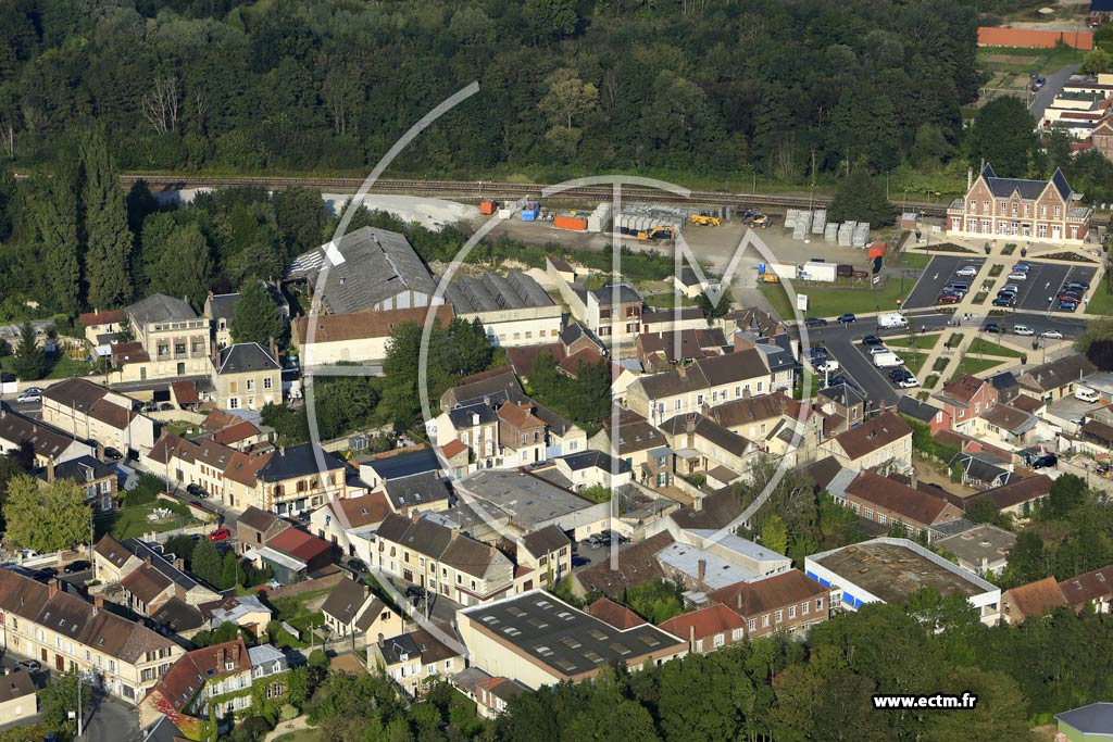 Photo arienne de Mouy (Gare)