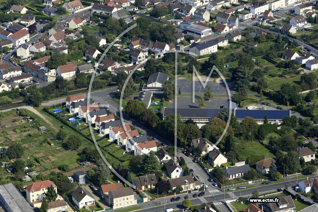Photo arienne de Nogent-sur-Oise (la Commanderie)