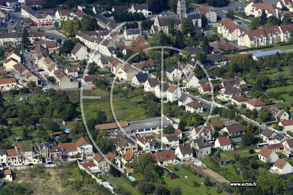Photo arienne de Nogent-sur-Oise (Royaumont)