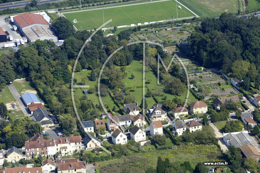 Photo arienne de Nogent-sur-Oise (Royaumont)