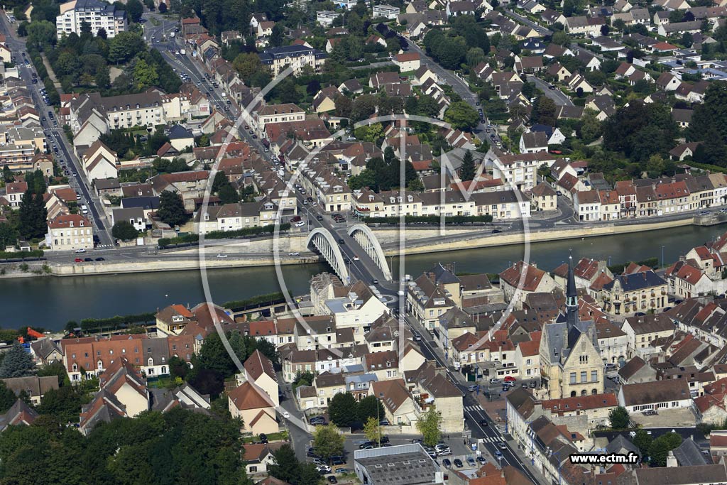 Photo arienne de Pont-Sainte-Maxence (Centre)