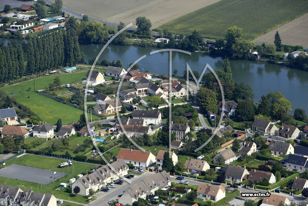 Photo arienne de Pont-Sainte-Maxence (le Moulin  Vent - Sarron)