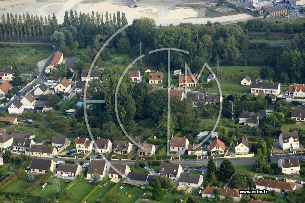Photo arienne de Rieux (les Rtaux)