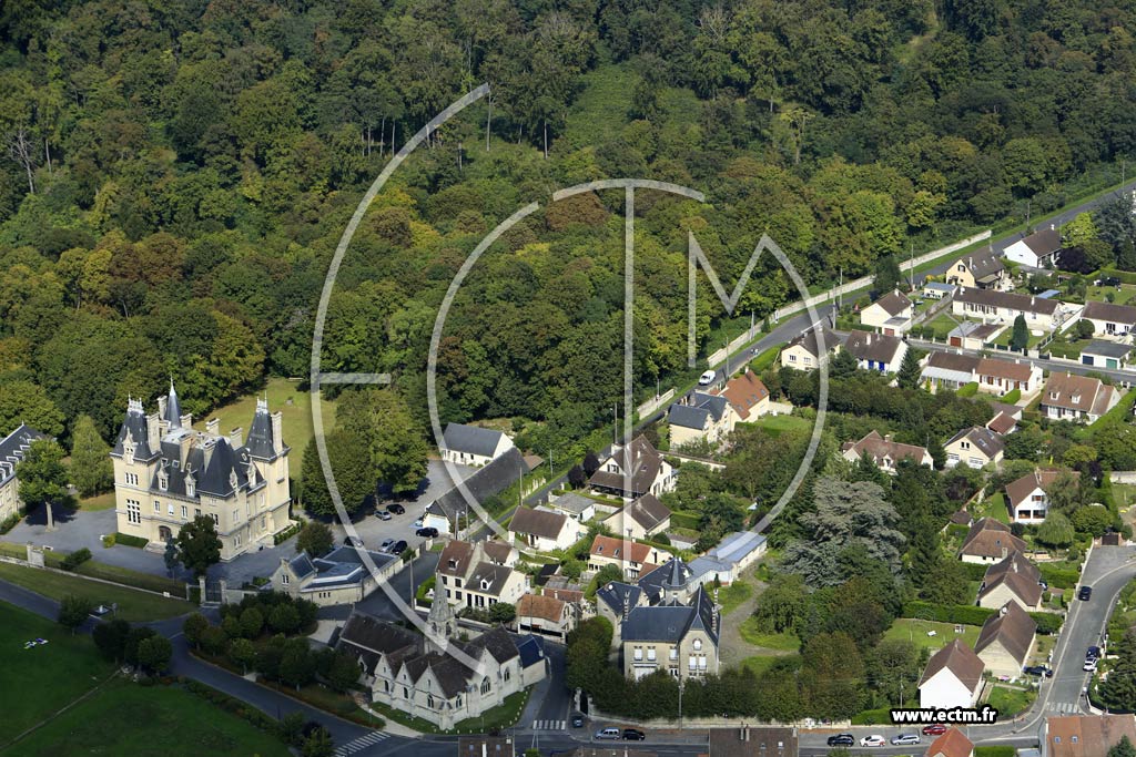Photo arienne de Saint-Maximin (Cit du Vieux Moulin)