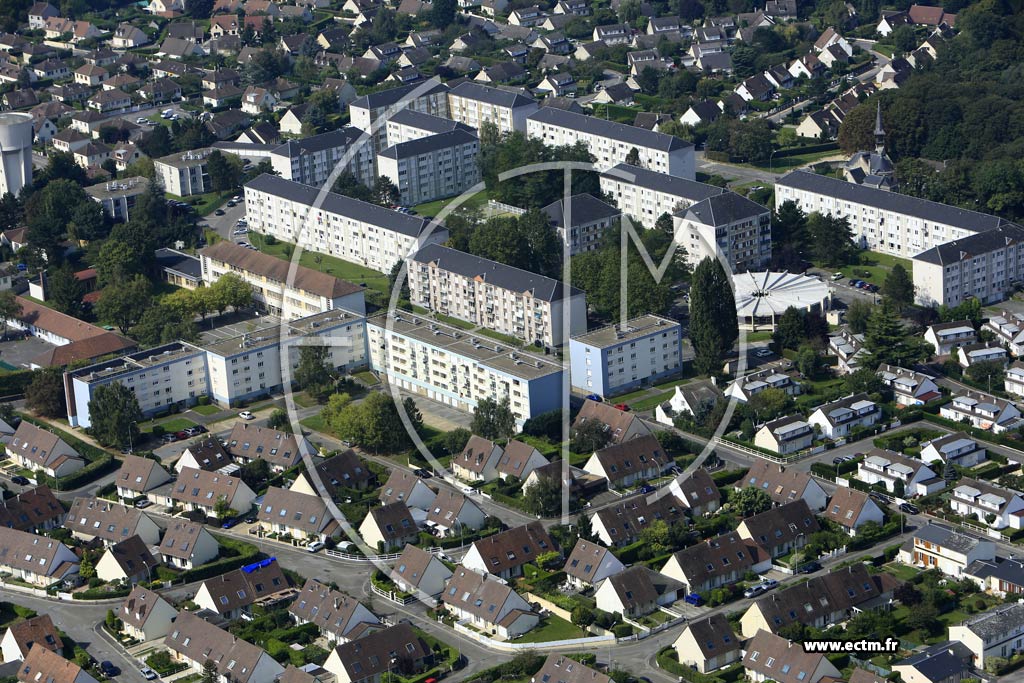 Photo arienne de Senlis (Bon Secours)