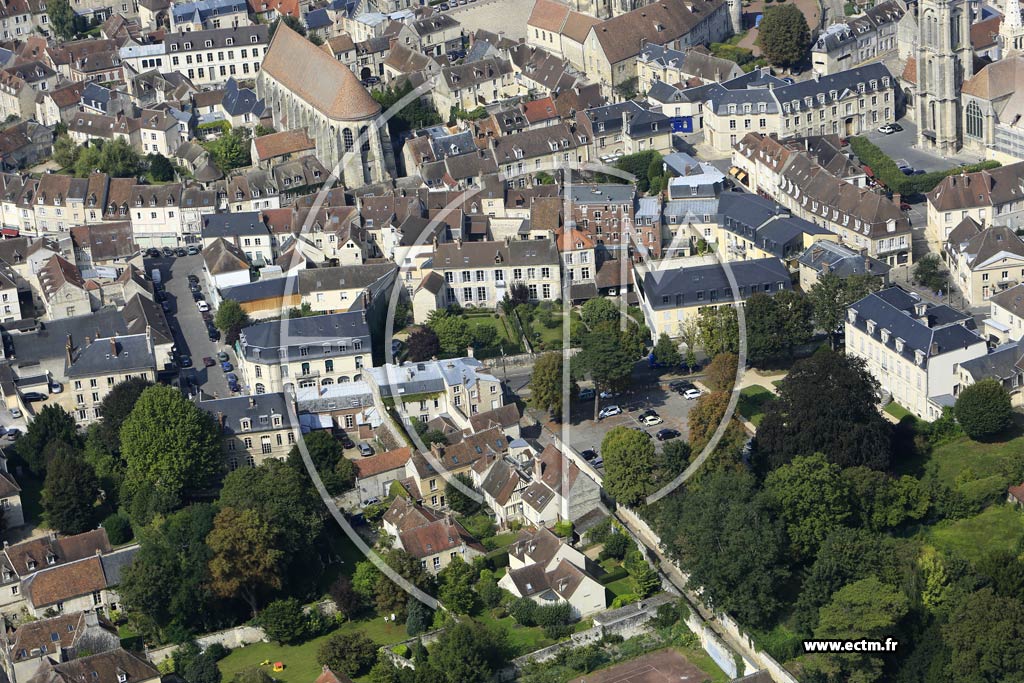 Photo arienne de Senlis (Centre)