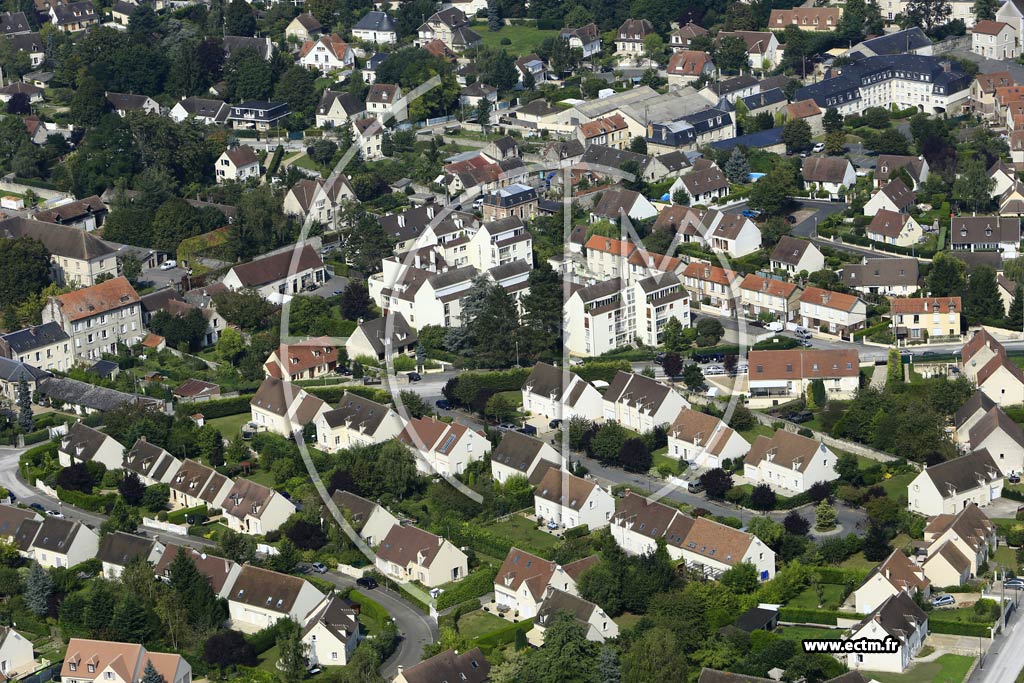 Photo arienne de Senlis (la Valle)