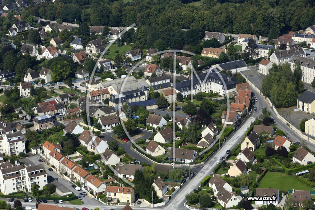 Photo arienne de Senlis (la Valle)