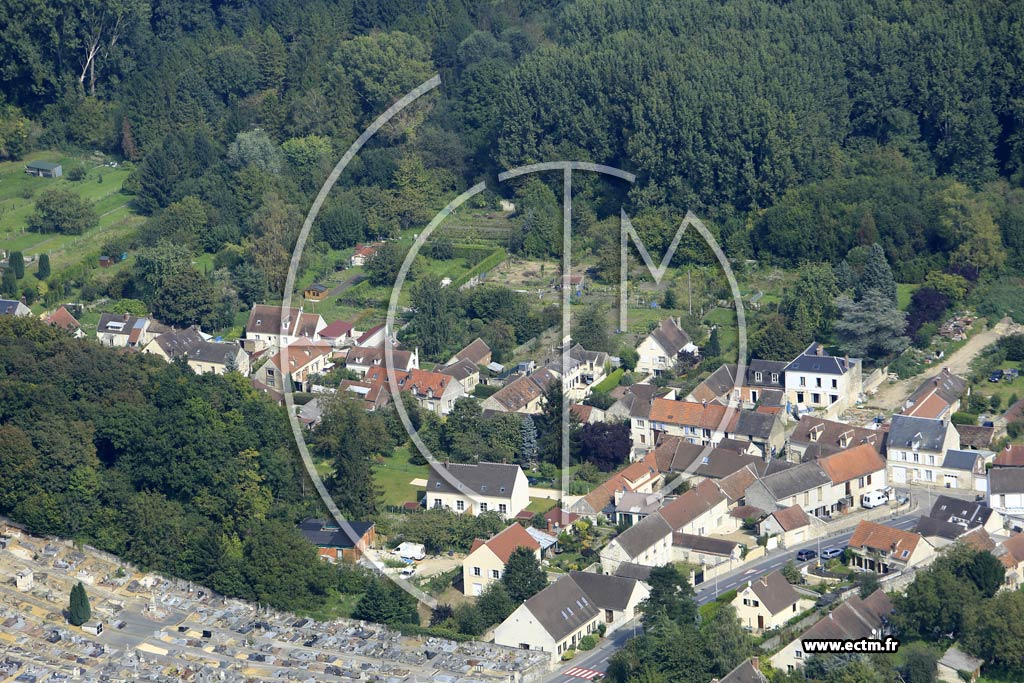 Photo arienne de Verneuil-en-Halatte (les Bires)