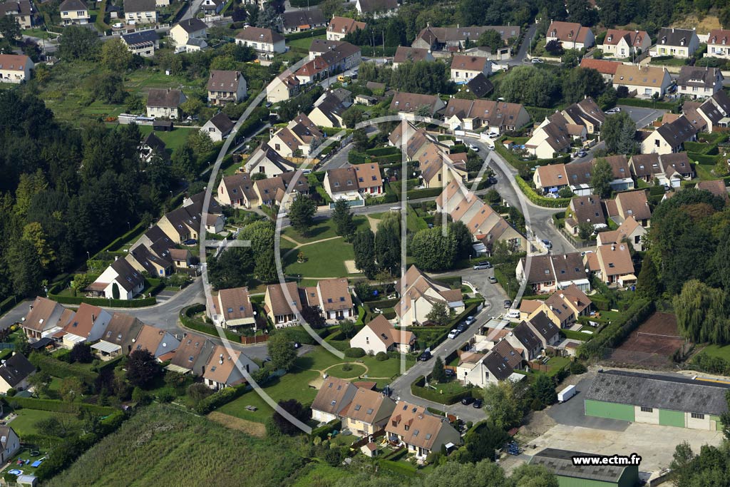 Photo arienne de Verneuil-en-Halatte (les Sablons)