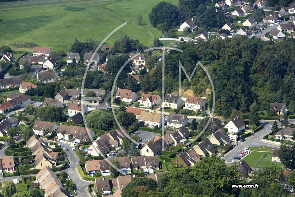 Photo arienne de Verneuil-en-Halatte (les Sablons)