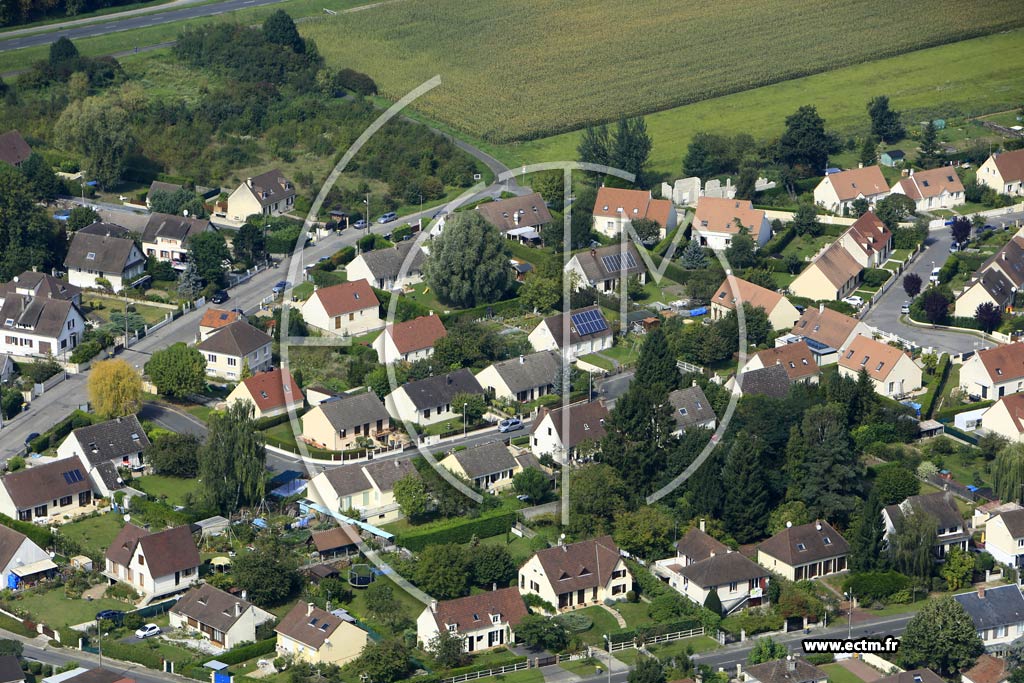 Photo arienne de Verneuil-en-Halatte (les Sablons)