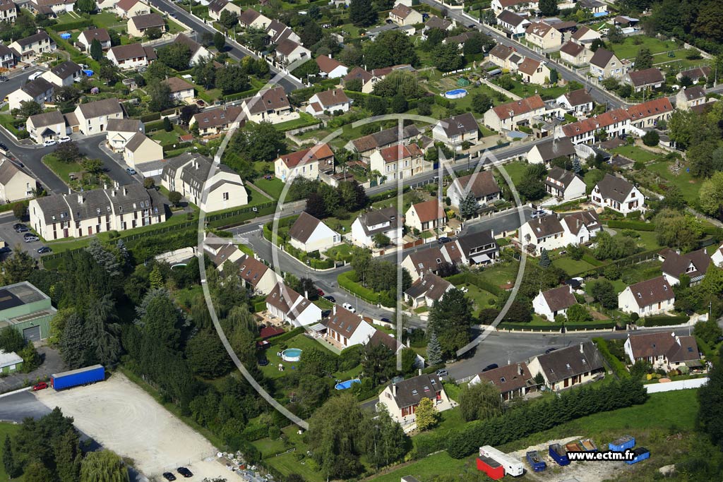 Photo arienne de Villers-sous-Saint-Leu (la Beuve)