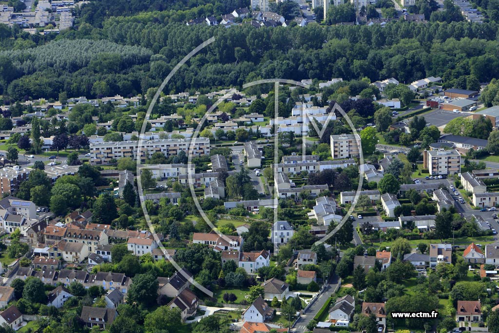 Photo arienne de Boussy-Saint-Antoine (la Croix Rouge)