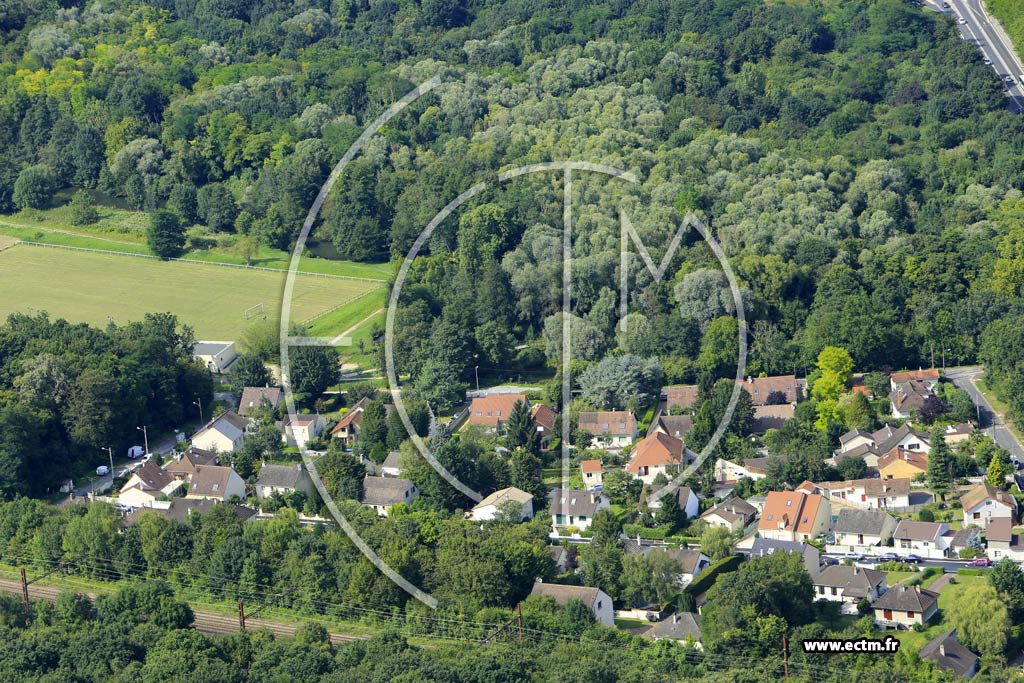 Photo arienne de Boussy-Saint-Antoine (le Gord)